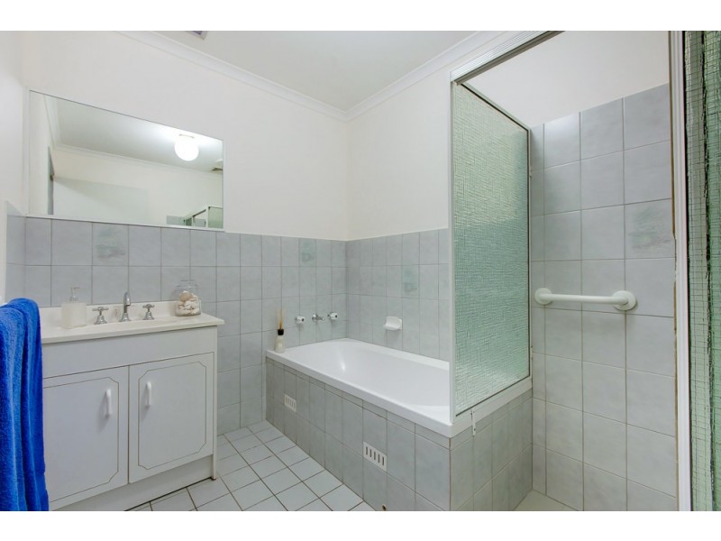 2, 31 Epstein Drive, Morphett Vale SA 5162