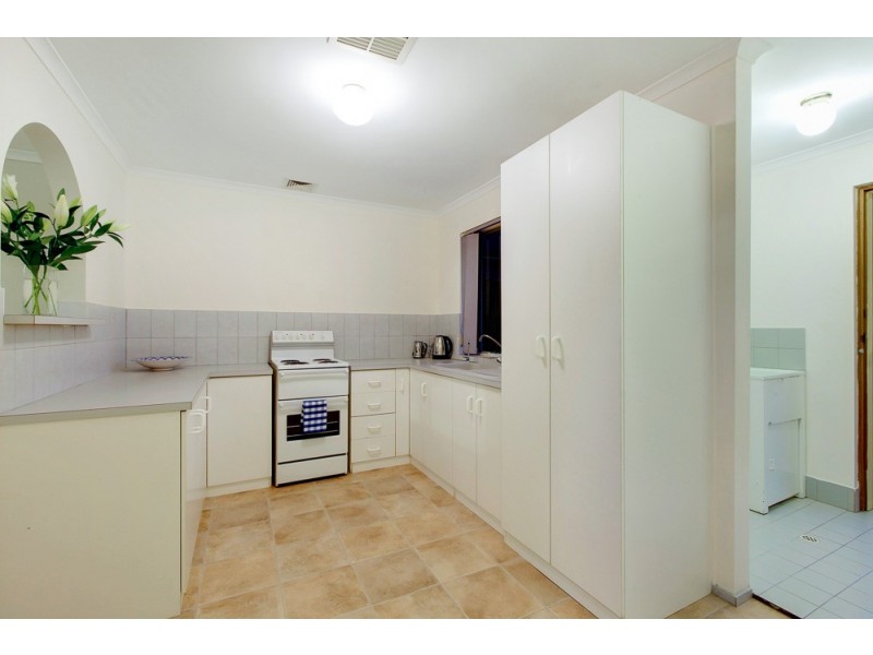 2, 31 Epstein Drive, Morphett Vale SA 5162