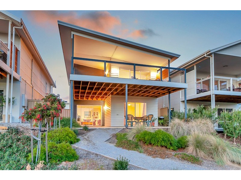 10 Lichen Walk, Aldinga Beach SA 5173