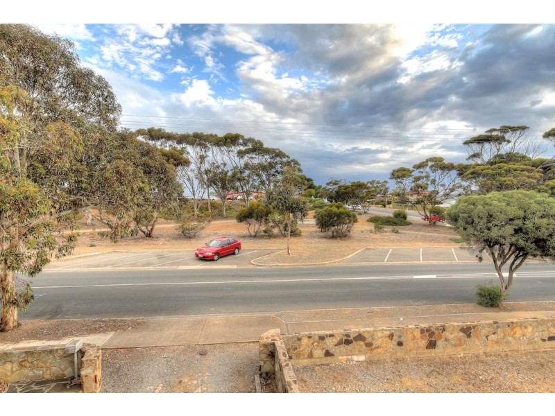 15 Hunt Crescent, Christies Beach SA 5165