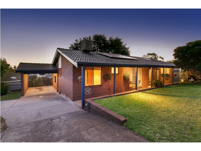 8 Molvig Court, Trott Park SA 5158