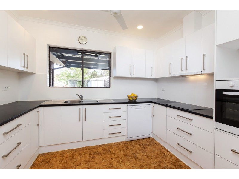 8 Molvig Court, Trott Park SA 5158