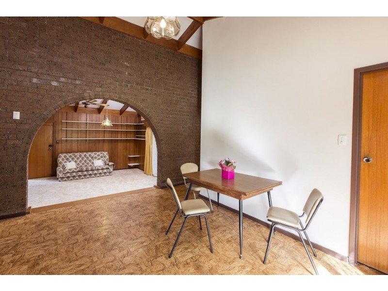 8 Molvig Court, Trott Park SA 5158