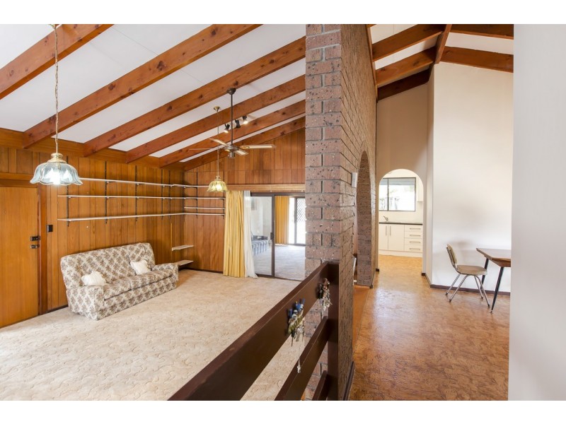 8 Molvig Court, Trott Park SA 5158