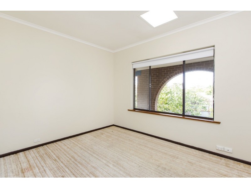 8 Molvig Court, Trott Park SA 5158