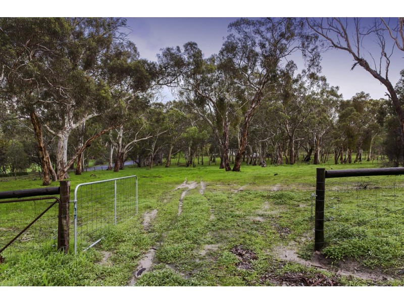 1585 Bull Creek Road, Ashbourne SA 5157