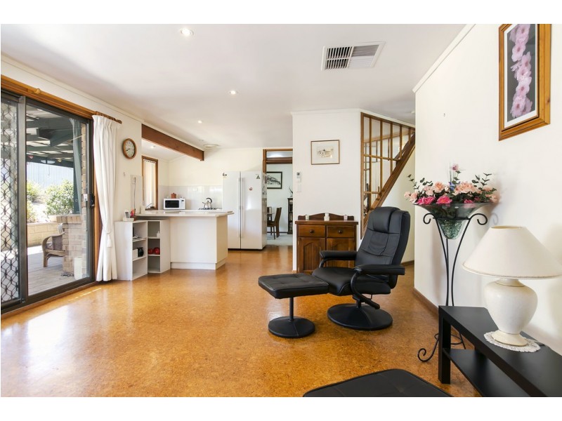 3 Beauvale Place, Huntfield Heights SA 5163