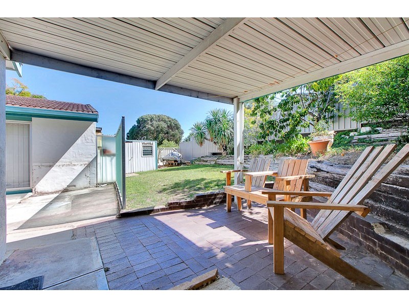 16 Gretel Crescent, Hallett Cove SA 5158