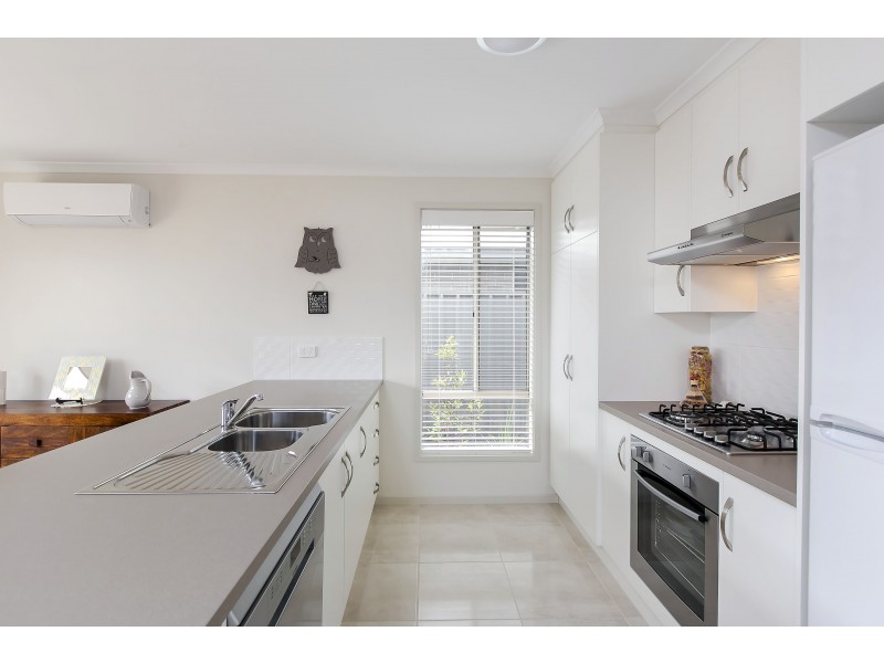 18b Kitto Crescent, Aldinga Beach SA 5173