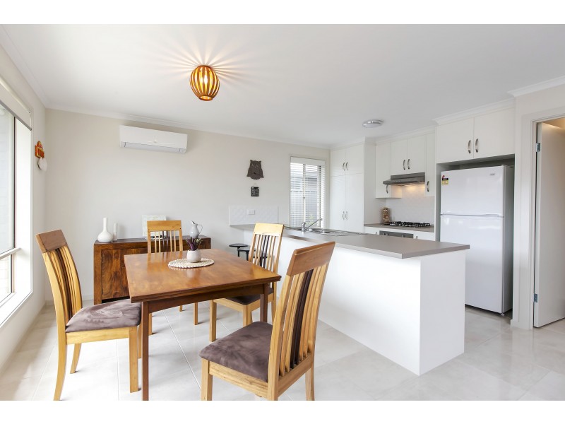 18b Kitto Crescent, Aldinga Beach SA 5173