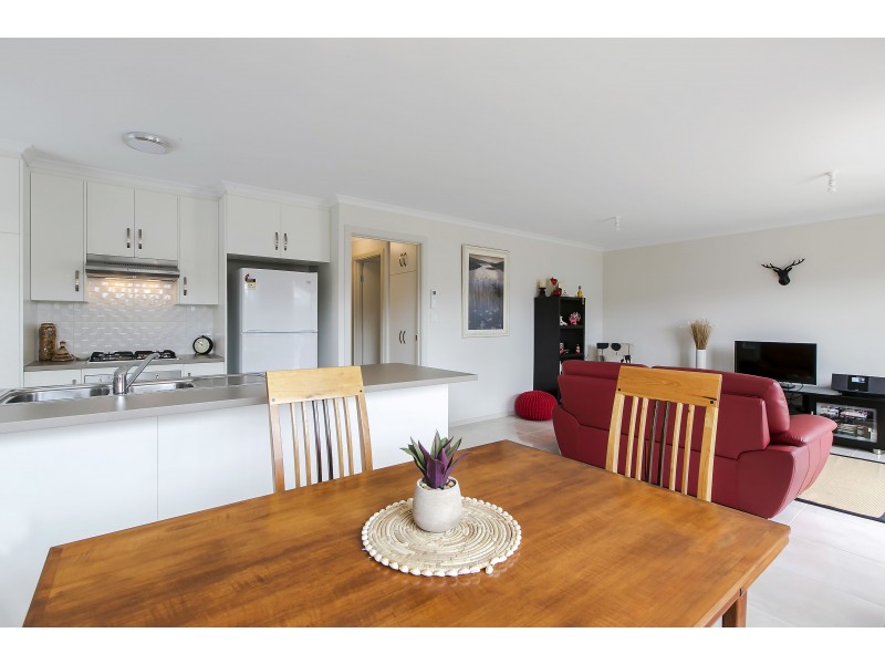 18b Kitto Crescent, Aldinga Beach SA 5173