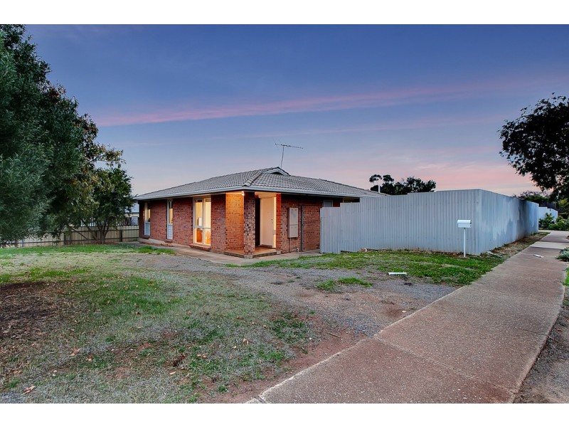 28 Selina Street, Morphett Vale SA 5162