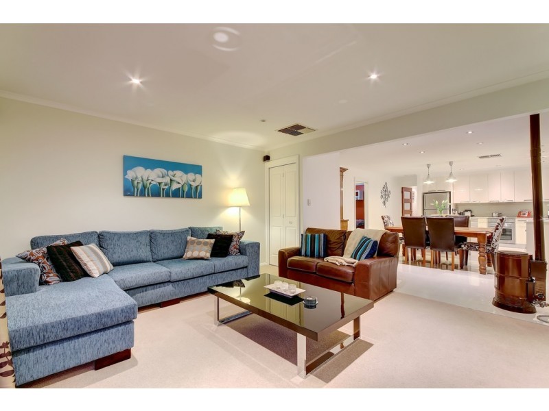 3 Horseshoe Drive, Woodcroft SA 5162
