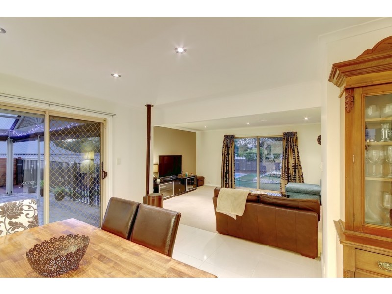 3 Horseshoe Drive, Woodcroft SA 5162