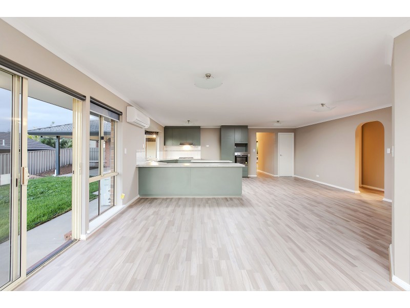 8 Apsley  Court, Port Noarlunga SA 5167