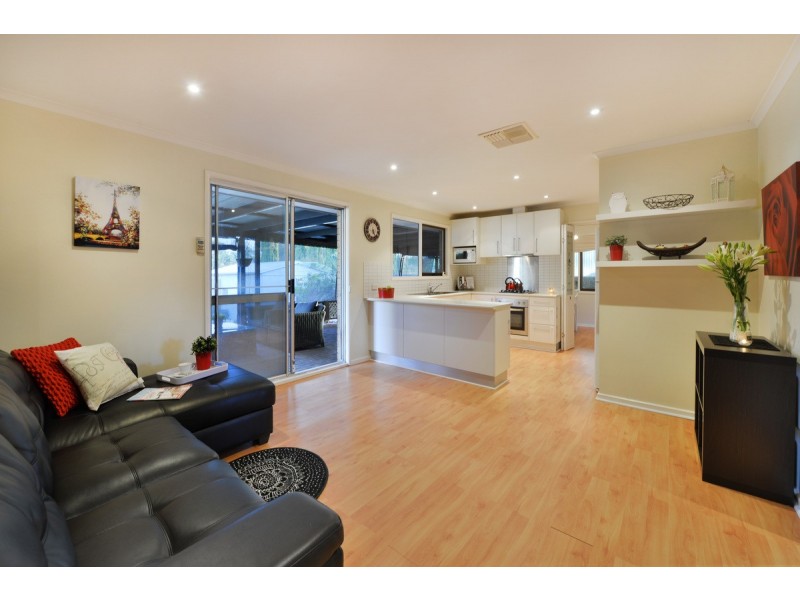 12 Dridan Crescent, Trott Park SA 5158