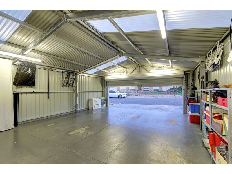 64 Young Street, Reynella SA 5161