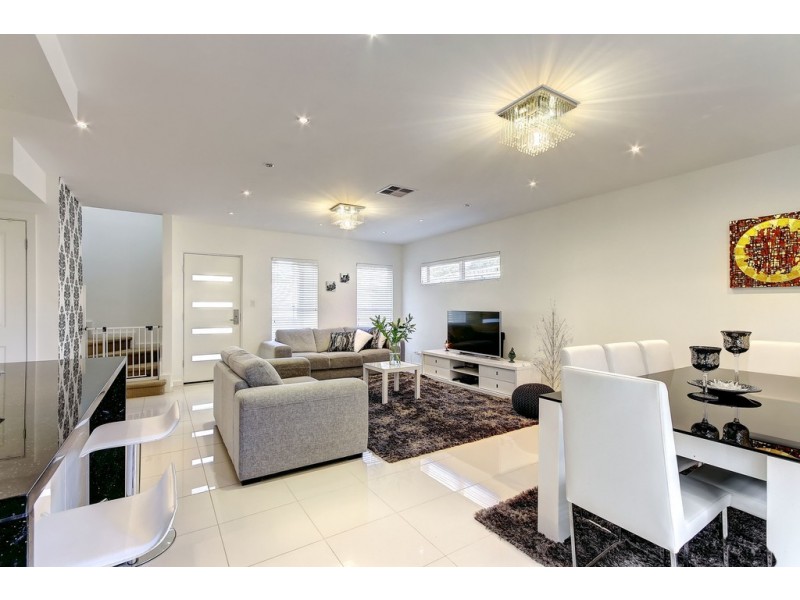 18 Quintus Terrace, Dover Gardens SA 5048