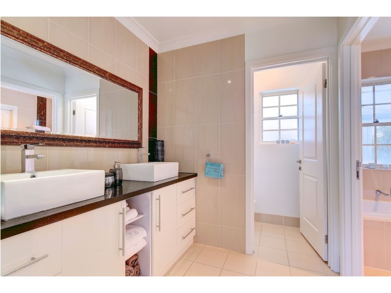 18 Quintus Terrace, Dover Gardens SA 5048