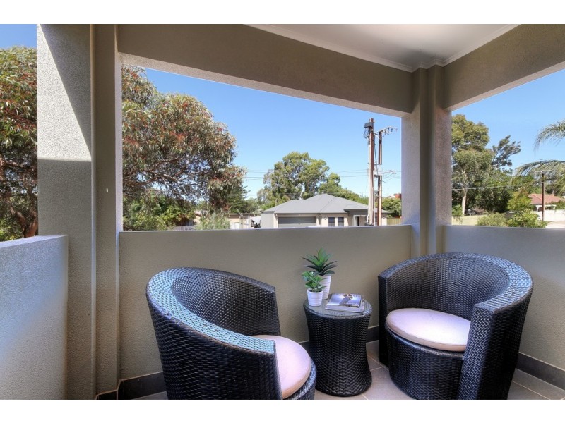 18 Quintus Terrace, Dover Gardens SA 5048