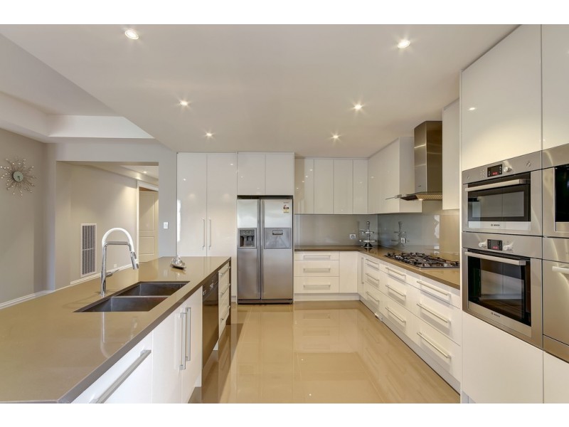 12 Acacia Grove, Flagstaff Hill SA 5159