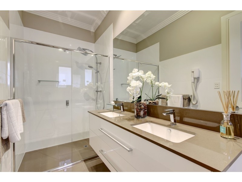 12 Acacia Grove, Flagstaff Hill SA 5159