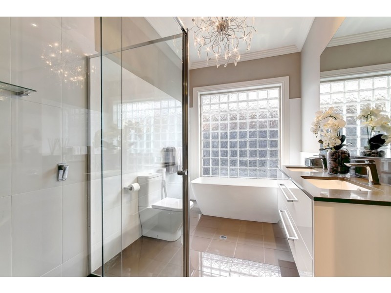 12 Acacia Grove, Flagstaff Hill SA 5159