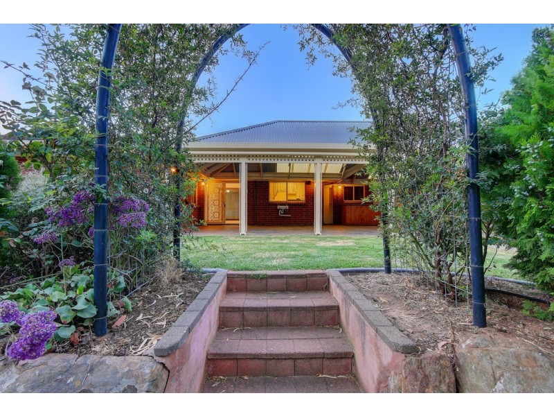19 Cove Circuit, Seaford Rise SA 5169