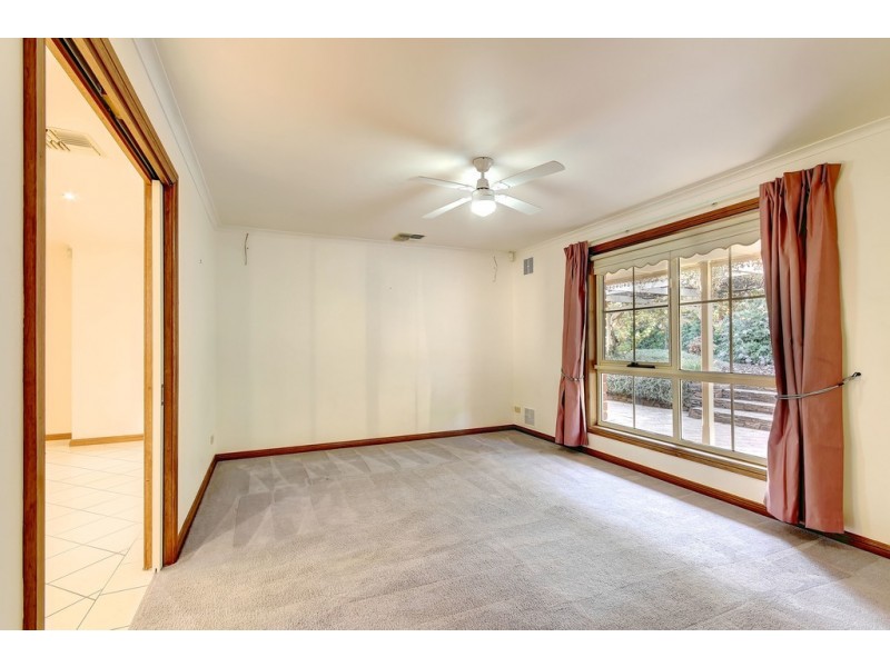 19 Cove Circuit, Seaford Rise SA 5169