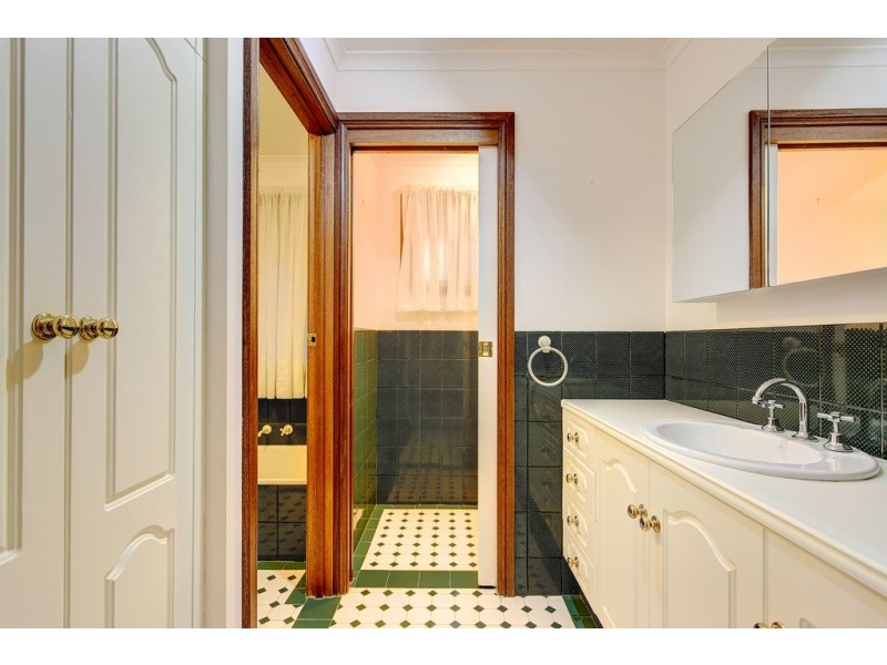 19 Cove Circuit, Seaford Rise SA 5169