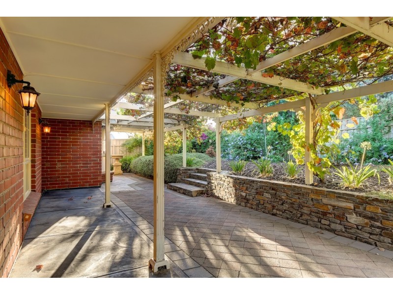 19 Cove Circuit, Seaford Rise SA 5169