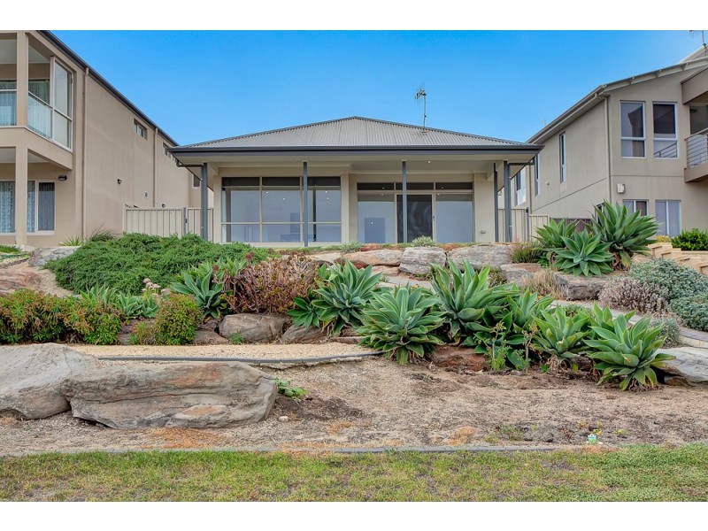 11 Blanche Parade, Hindmarsh Island SA 5214