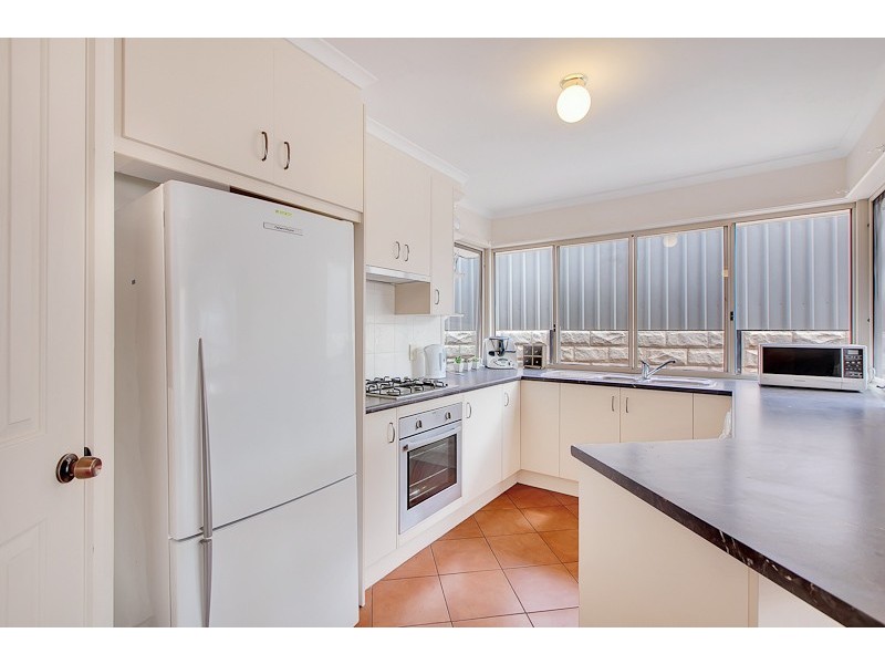8 Sameden Drive, Noarlunga Downs SA 5168