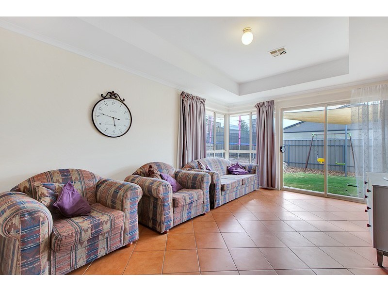 8 Sameden Drive, Noarlunga Downs SA 5168