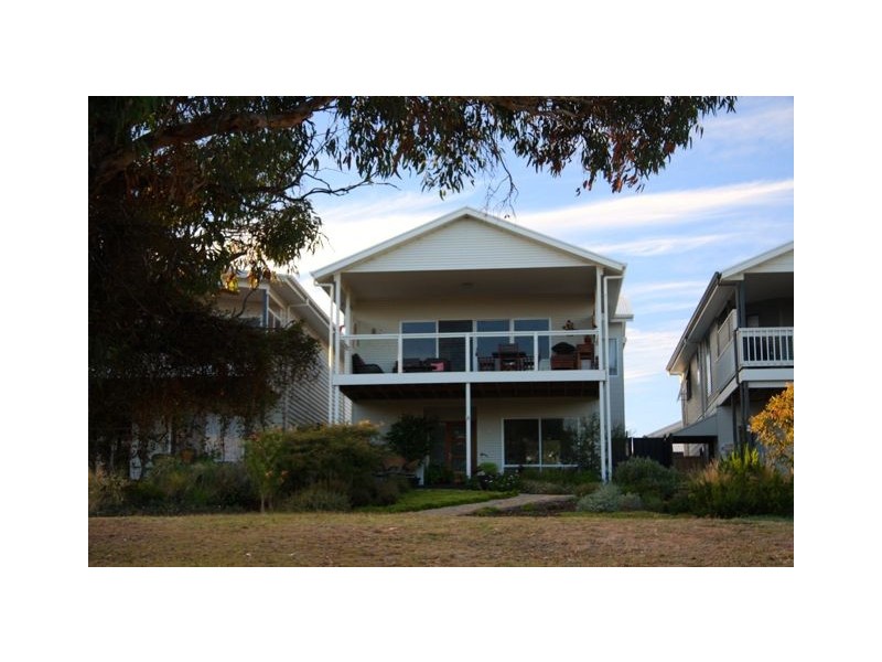 8 Lichen Walk, Aldinga Beach SA 5173
