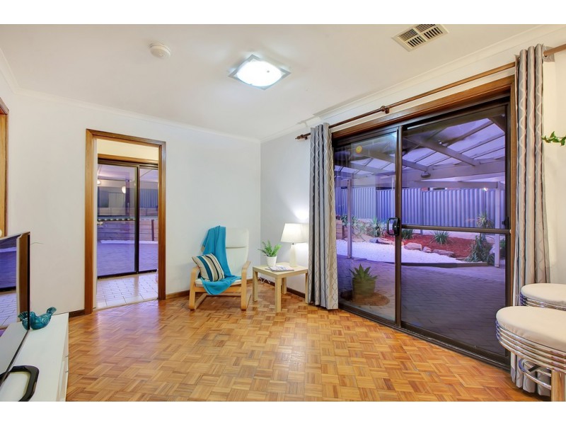 37 Holly Rise, Hackham West SA 5163