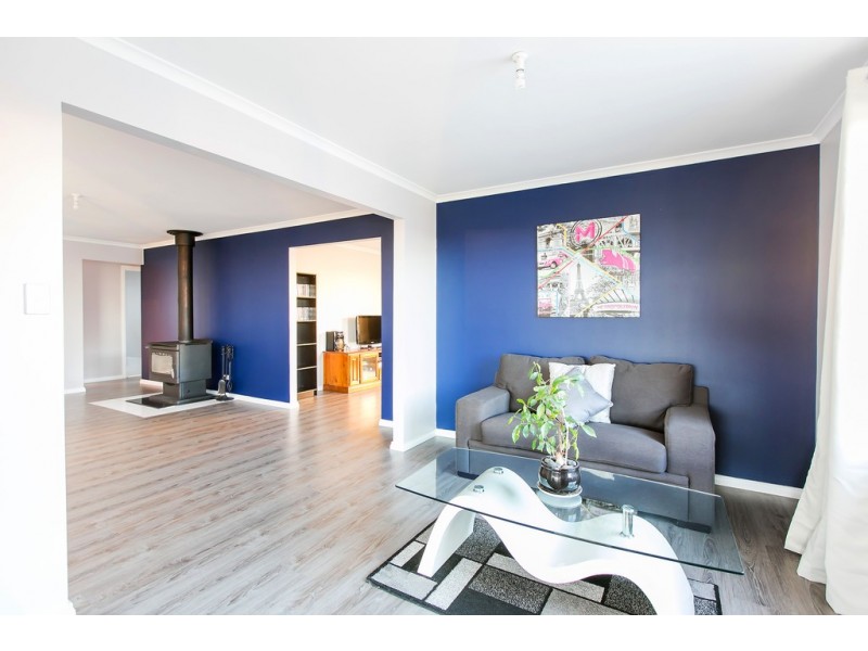 82 George Francis Drive, Mount Compass SA 5210