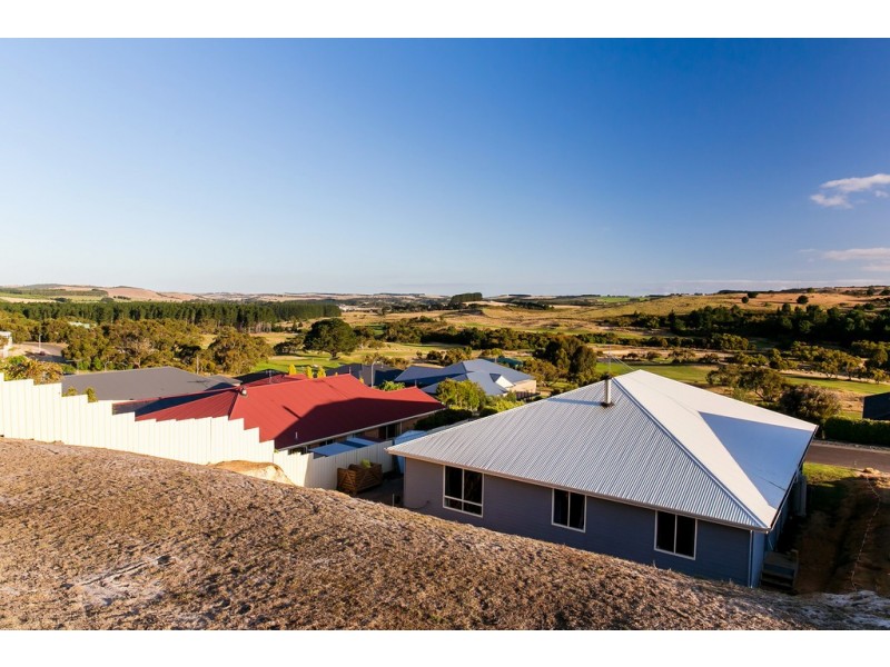 82 George Francis Drive, Mount Compass SA 5210