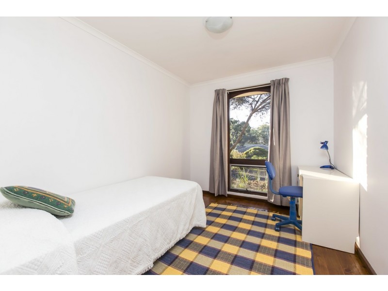 34 Jordan Avenue, Happy Valley SA 5159