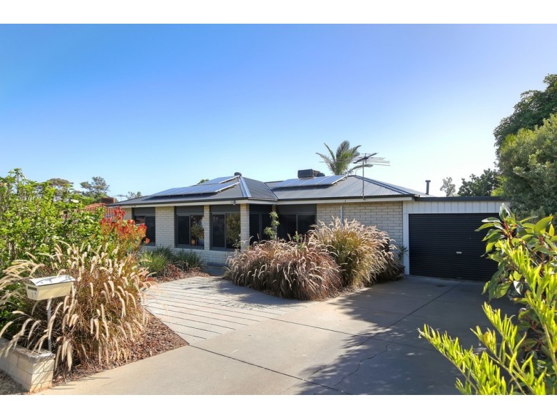 1 Avenell Avenue, Christies Beach SA 5165