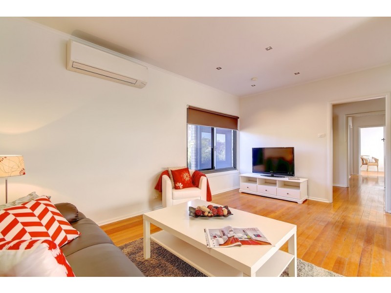 1 Avenell Avenue, Christies Beach SA 5165