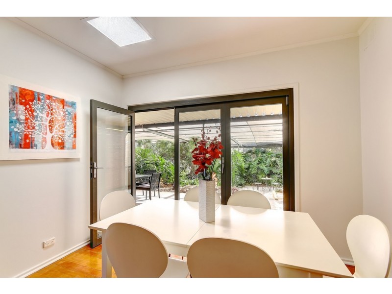 1 Avenell Avenue, Christies Beach SA 5165