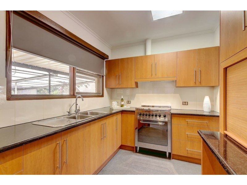 1 Avenell Avenue, Christies Beach SA 5165