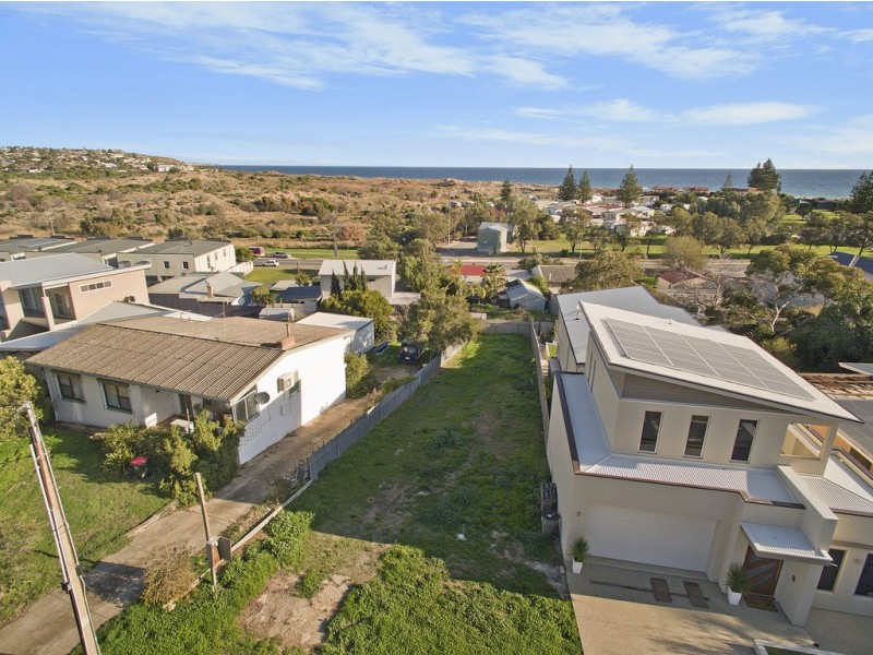2 Fourth Avenue, Moana SA 5169