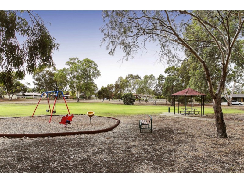 2 Marita Street, Morphett Vale SA 5162