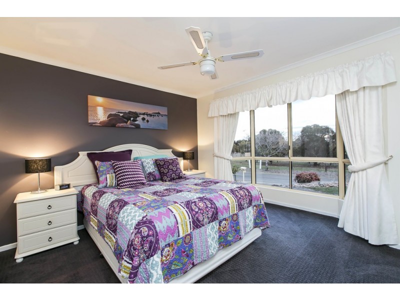 4 Crowsnest Place, Seaford Rise SA 5169