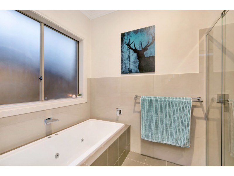 11 Navigation Street, Seaford Meadows SA 5169