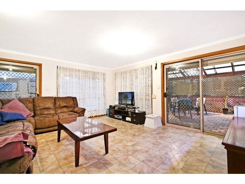 21 Helen Avenue, Aldinga Beach SA 5173