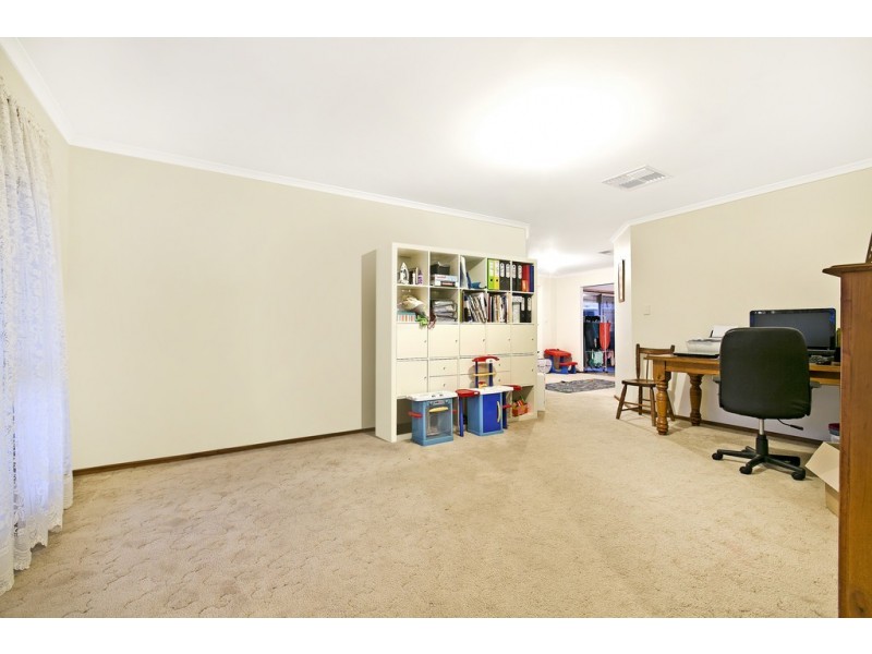 21 Helen Avenue, Aldinga Beach SA 5173