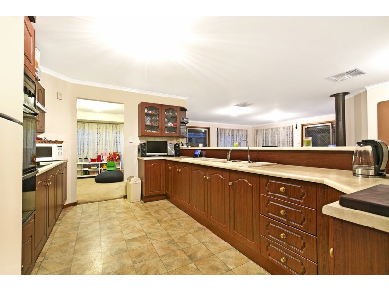 21 Helen Avenue, Aldinga Beach SA 5173